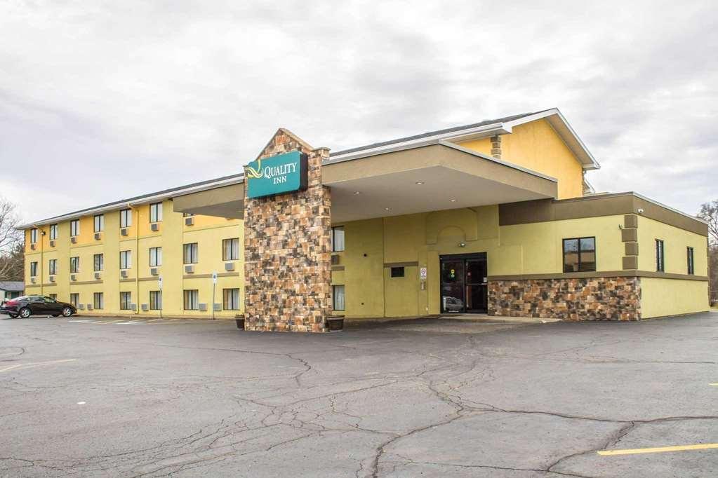 Quality Inn Hall Of Fame Κάντον Εξωτερικό φωτογραφία