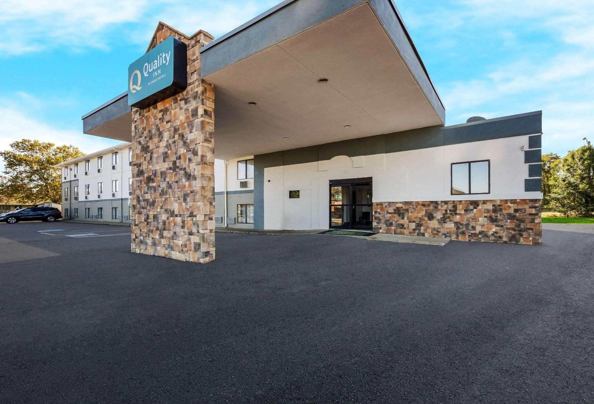 Quality Inn Hall Of Fame Κάντον Εξωτερικό φωτογραφία